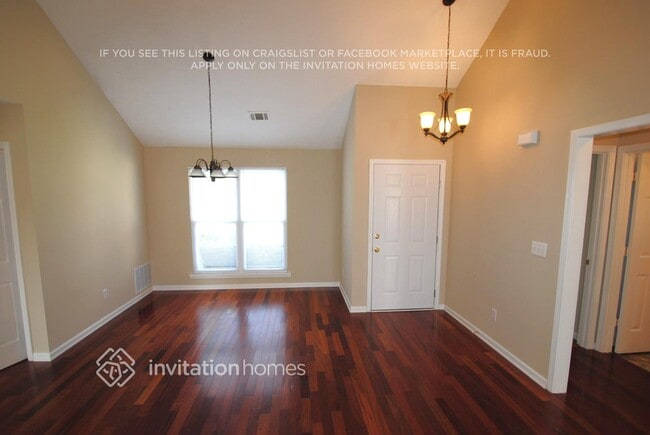 1009 Boardwalk Dr
