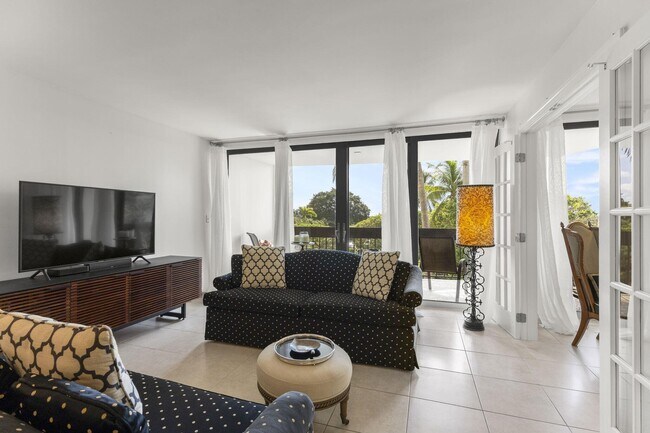 Photo - 2400 Presidential Way Unit 306