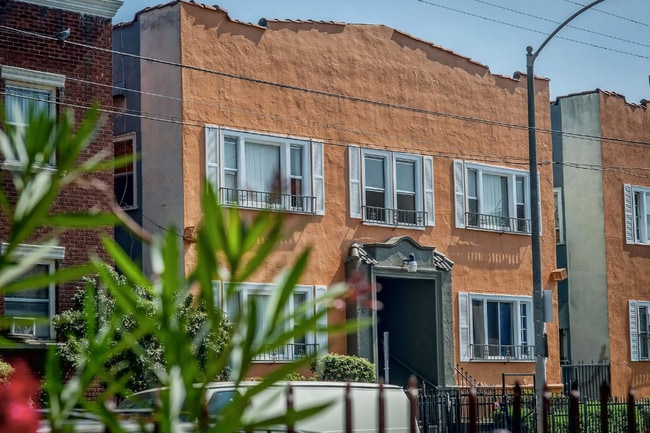 Building Photo - 410 N Coronado St Unit 19 Rental