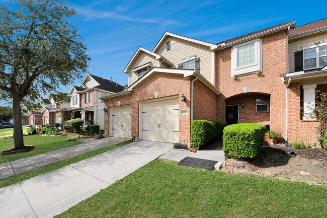 Photo - 8106 Montague Manor Ln Unidad 83