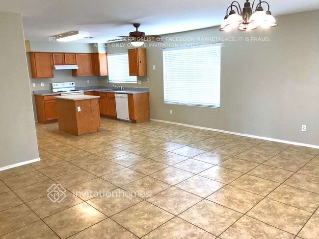 Photo - 12590 W Amelia Ave