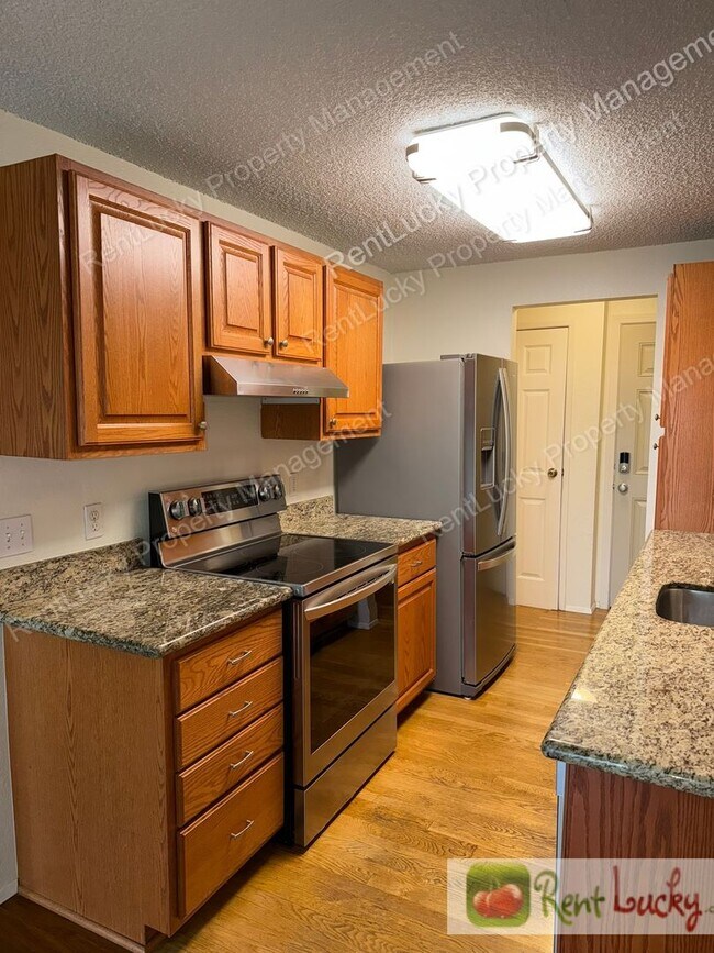 Photo - Kirkland Gem! Ground-Floor 1-Bedroom Condo w/2 Parking Spots & Beautiful Fireplace!