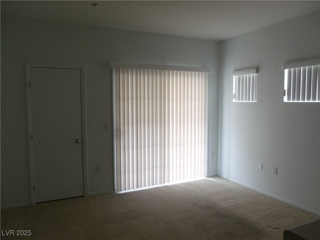 Photo - 5960 Palmilla St