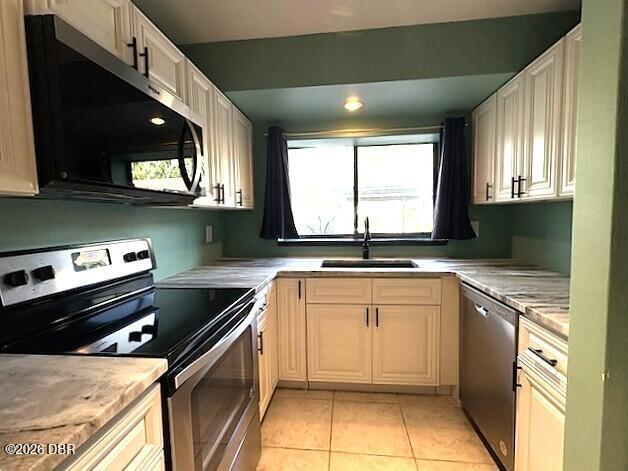 Photo - 14 Fair Oaks Cir