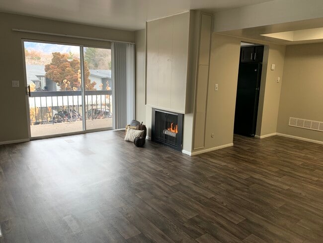 Photo - Miller Estates Apartments