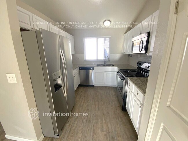 Photo - 16955 E Temple Pl