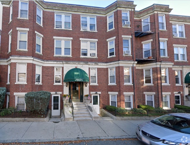 Building Photo - 11 Barrows St Rental