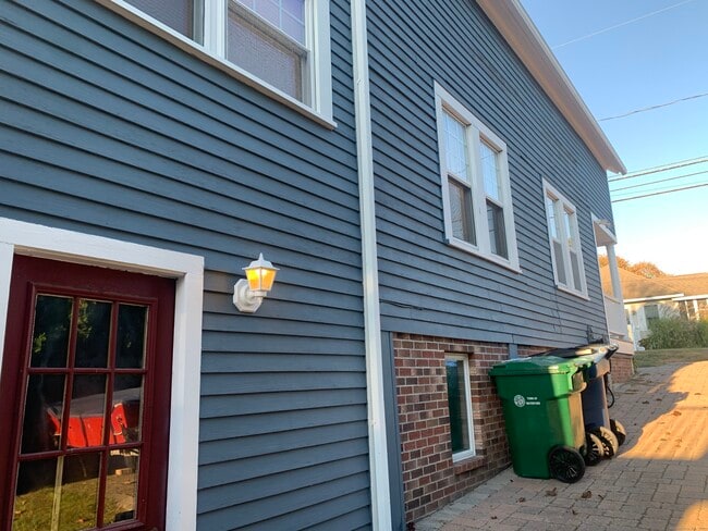 Photo - 70 New Shore Rd