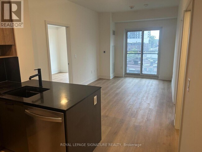 Photo - 206 King St W Unit 501