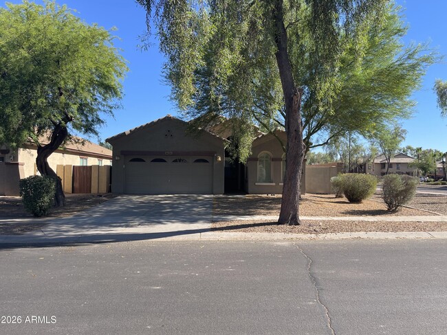 Building Photo - 4626 E Murrieta Rd