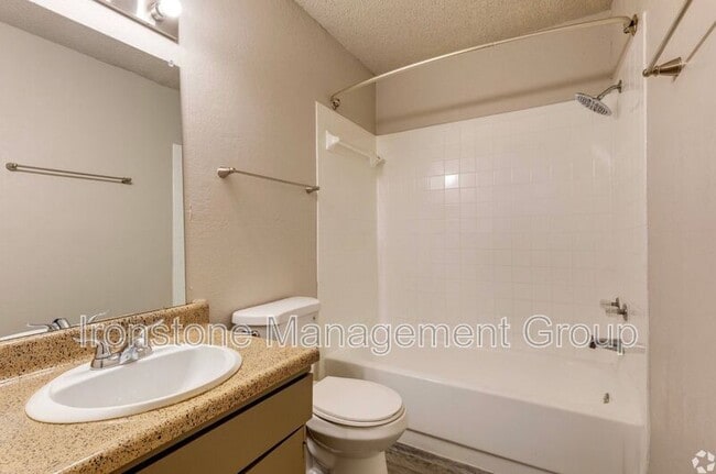 Photo - 5307 E 47th Pl