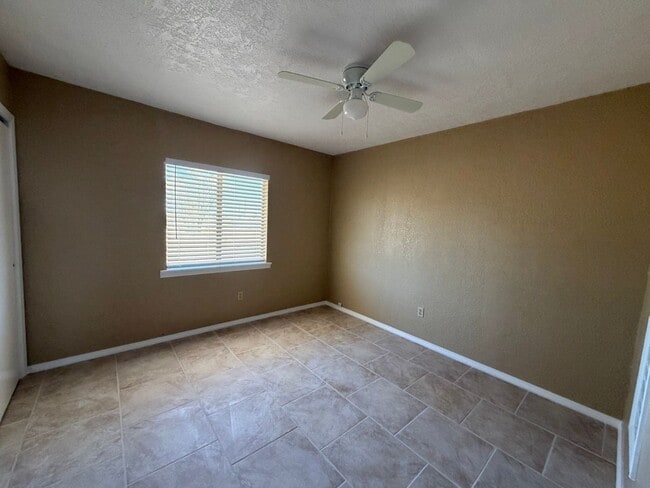 Photo - Spacious 4/2 in the Country / Horses ok