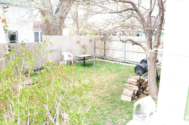 Photo - 216 1/2 1st Street Unit 1