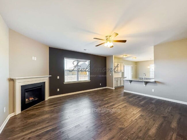 Photo - 322 Gammon Ln