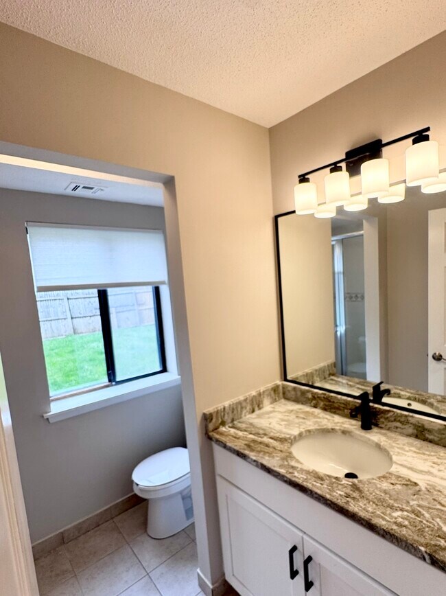 2nd Bathroom