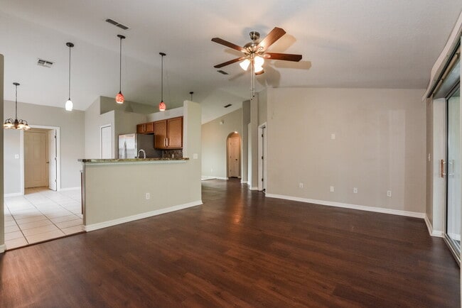 Photo - 183 Brightview Dr