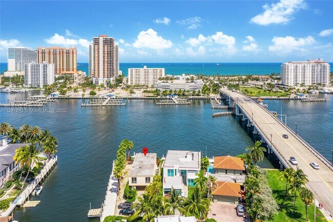 Photo - 200 Plaza Las Olas