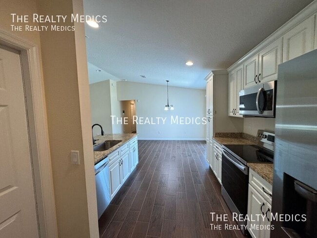 Photo - 16811 SW 43rd Court Rd