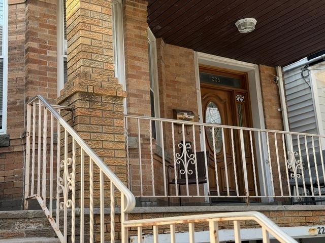 Building Photo - 225 Angelique St Unit 2F