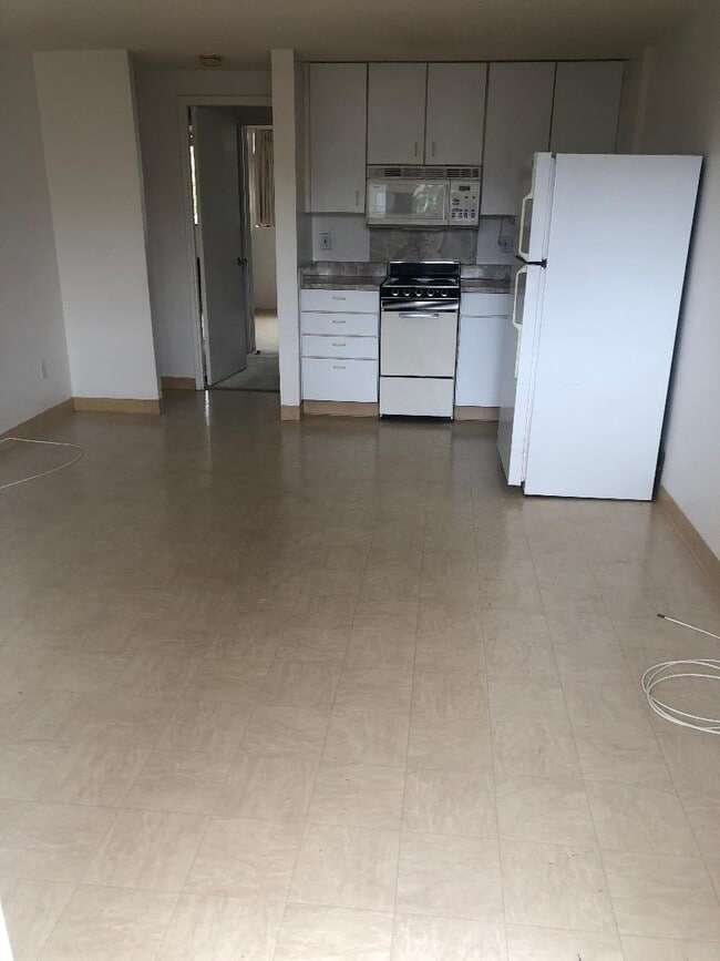 Photo - 2860 Waialae Ave Unit 304