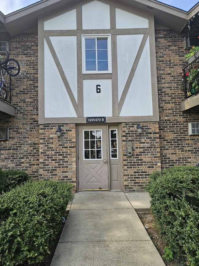 Photo - 16W470 Lake Dr Condo Unit 6-107
