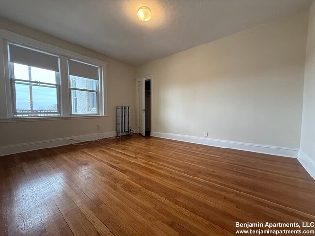 Building Photo - 116 Washington St