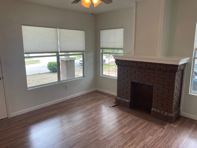 Photo - 1231 N Boston Pl