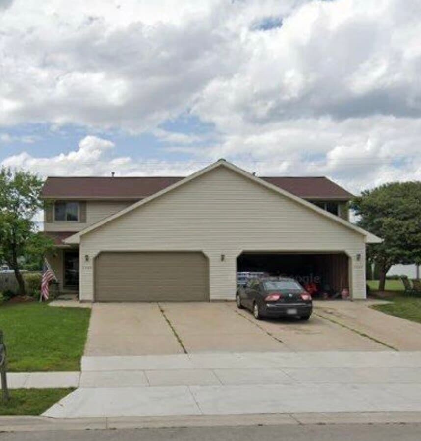Photo - 3508 East River Drive