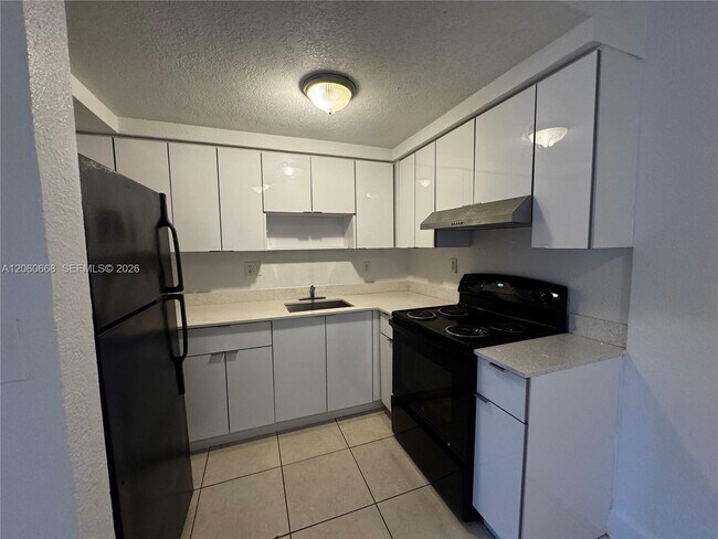 Photo - 1530 NE 136th St Unit 10