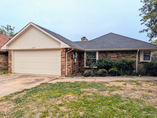Photo - 2207 Placid Dr