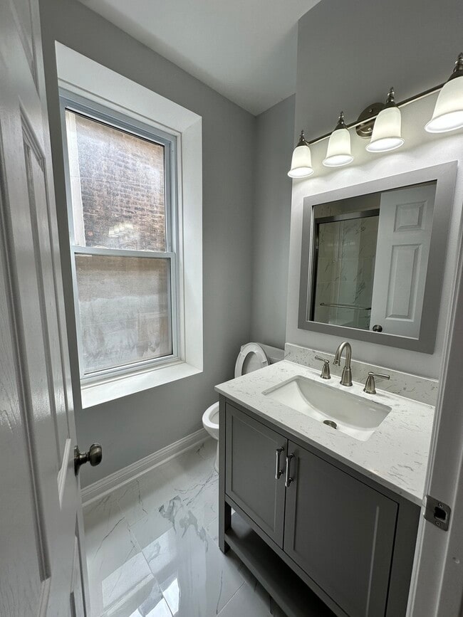 Photo - 2002 W 21st Pl