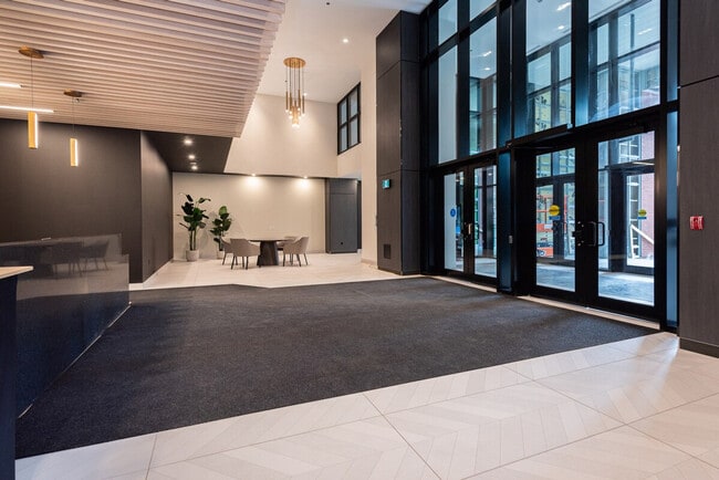 Photo - 1383 Av. Argyle Unit SI ID1261788P