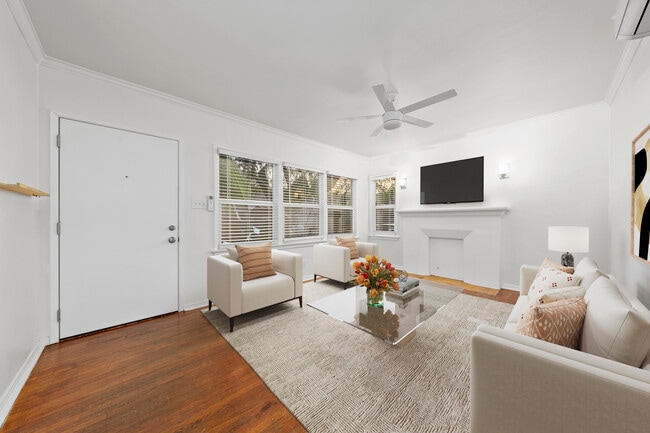 Photo - 6067 Lexington Ave Apartments Unit A