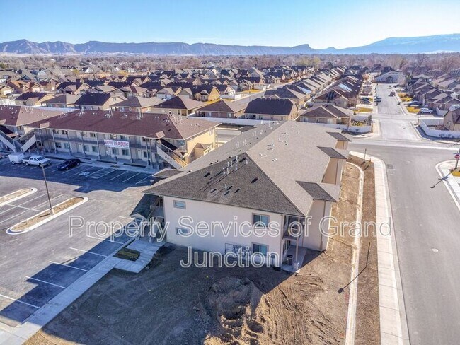 Photo - 658 Brookwillow Dr Unidad 6