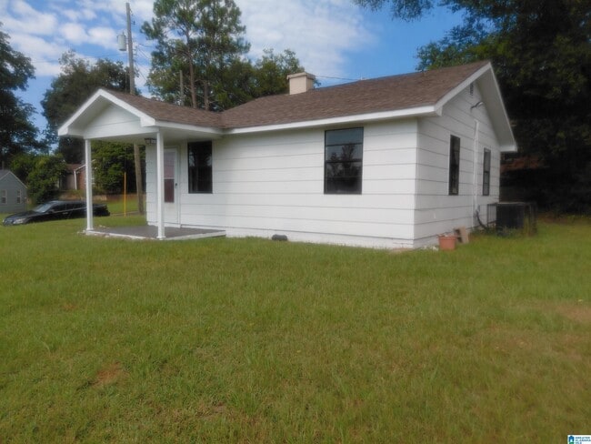 Photo - 700 Attalla Pl