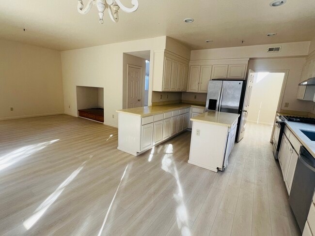 Photo - 17614 Winding Creek Rd