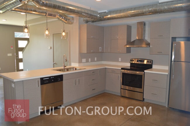 Building Photo - 457 4th St NW