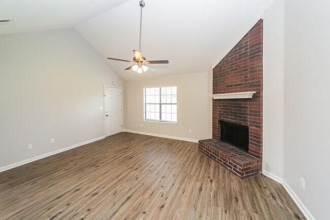 Photo - 5417 Riverdale Rd