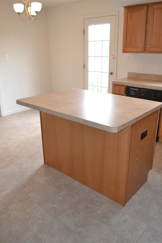 Photo - Fantastic Townhome - Pet Friendly (1 pet) with garage and NO MOWING!