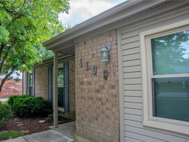 Photo - 1193 Kalone Way