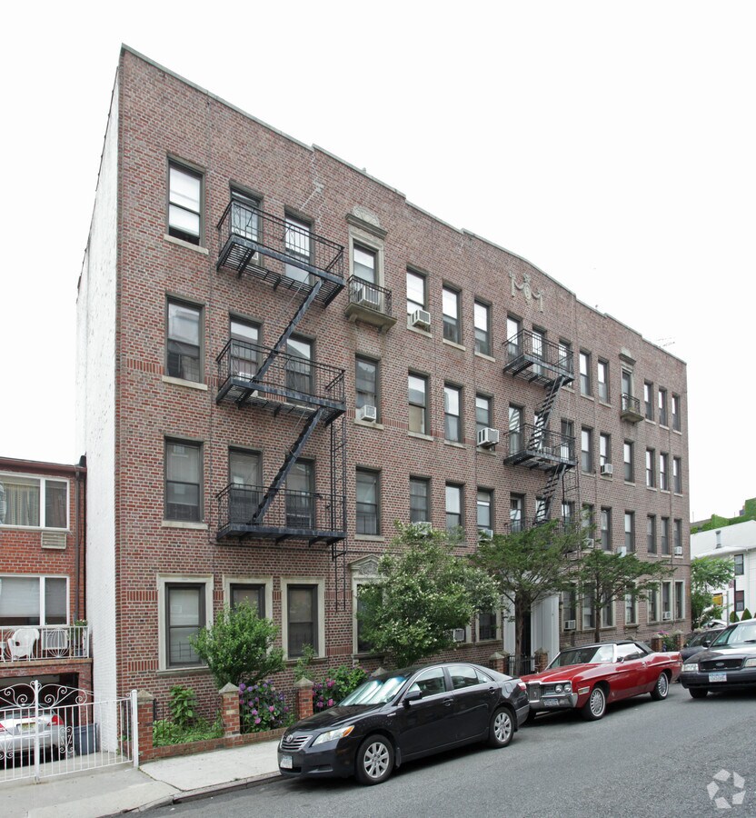 Photo - 1902 81st St