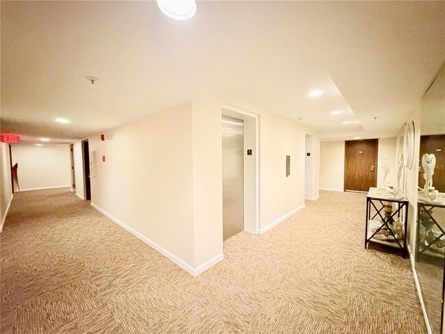 7430 Sunshine Skyway Ln S Unit 501