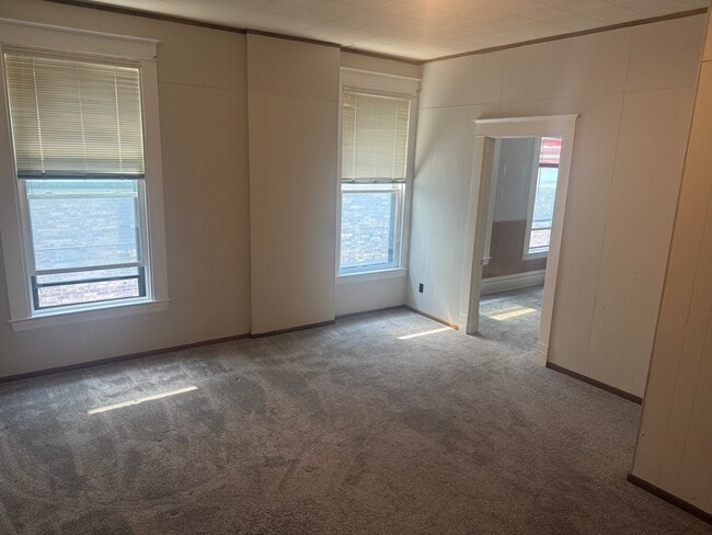 Photo - 113 N Broadway Unit 3