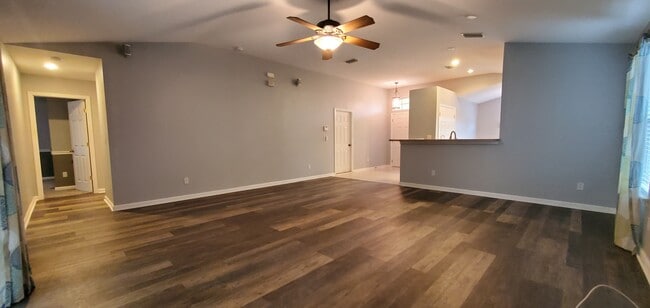 Photo - 996 Beckingham Dr