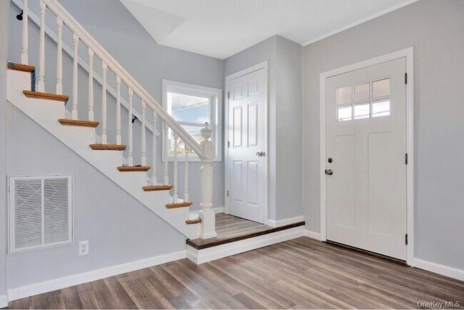 Photo - 178 N Ocean Ave