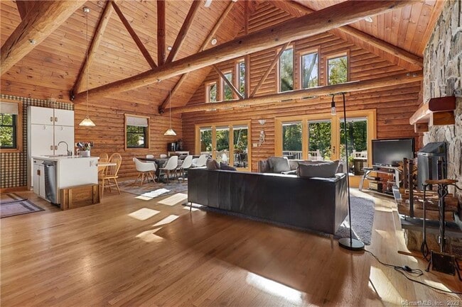 Photo - 53 Swaller Hill Rd