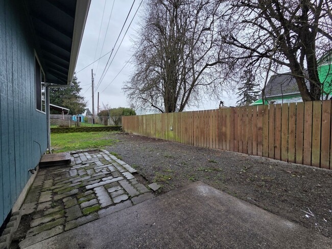 Photo - 1106 106th St Ct E