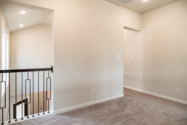 Building Photo - 6526 Bramble Cv Ln