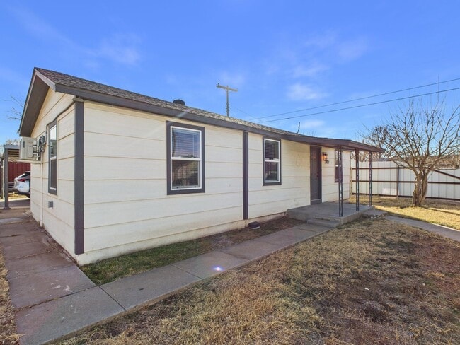 Photo - 3412 NE 16th Ave