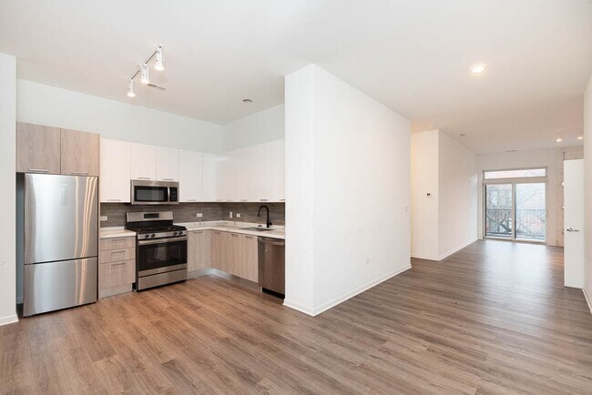 Photo - 2550 S Wabash Ave Unit 302